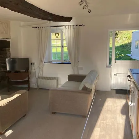 Courtyard Cottage - Grade II Listed - Barnstaple Exterior photo