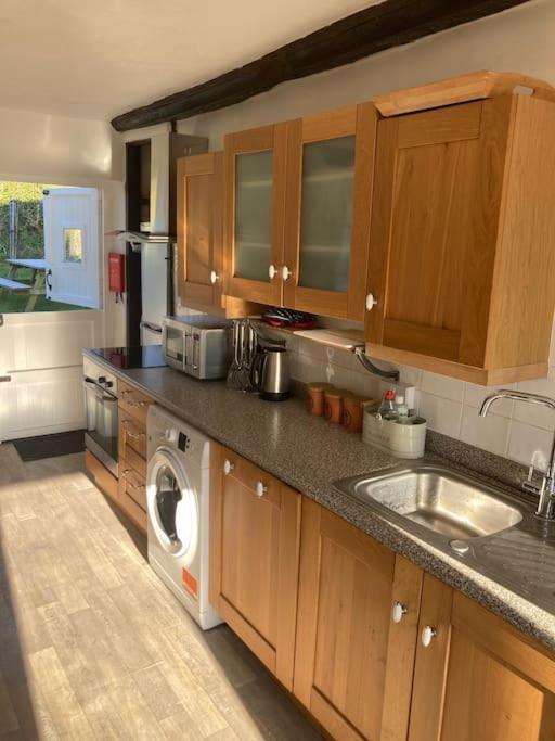Courtyard - Grade Ii Listed - Barnstaple
